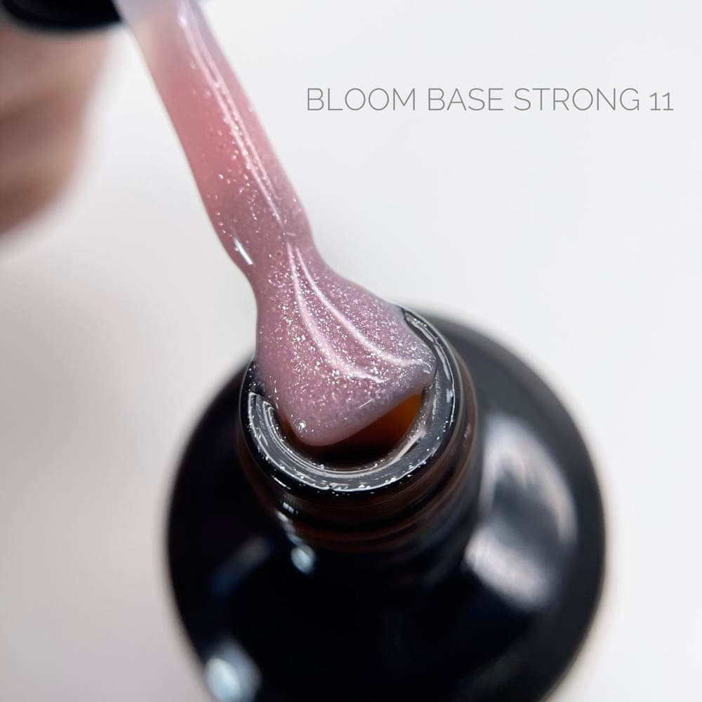 Bloom, База Strong жесткая оттенок №11 15 мл