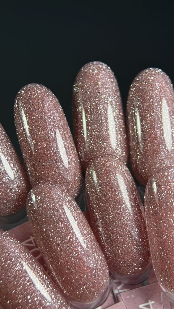 iPerfect, Nude light color gel 04 - гель-лак светооражающий для ногтей, 10гр флакон с кистью